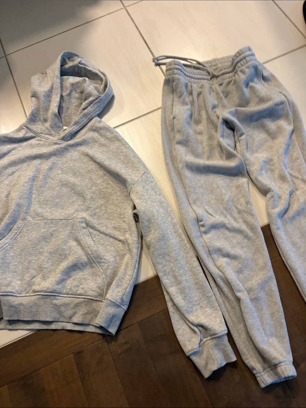 Aritzia Kids Light Gray Hooded Sweatshirt & Joggers Set